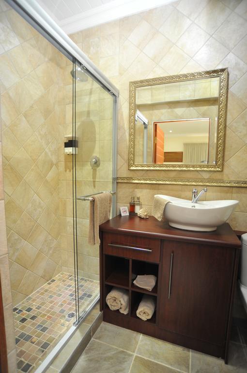 Sunset Manor Guest House Потчефструм Екстериор снимка