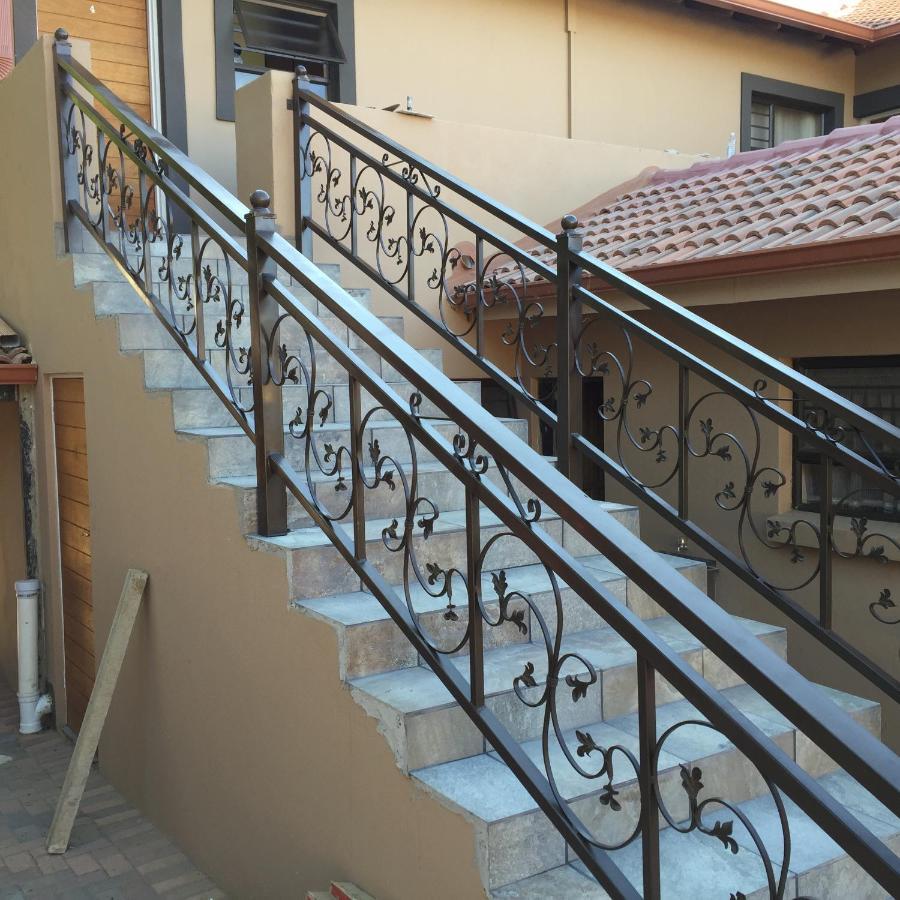 Sunset Manor Guest House Потчефструм Екстериор снимка